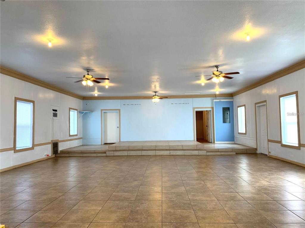 100 JOHN STREET, FROSTPROOF, FL — photo 4 of 15