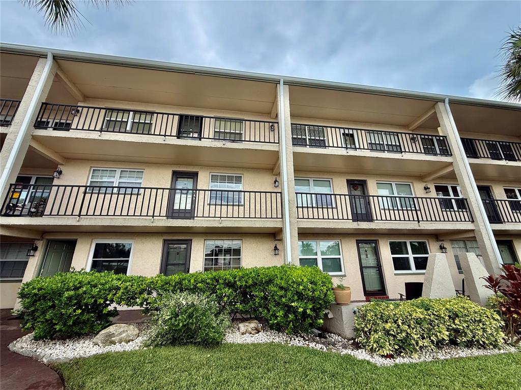 11700 PARK BOULEVARD UNIT 106
