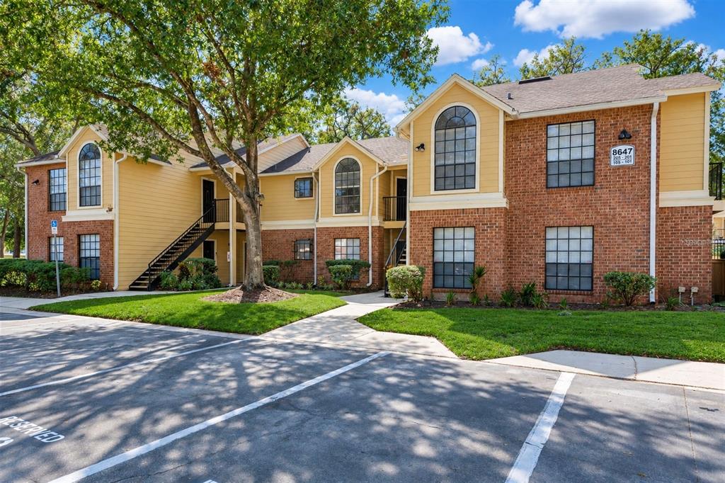 8647 MALLARD RESERVE DRIVE UNIT 104, TAMPA, FL — photo 4 of 30