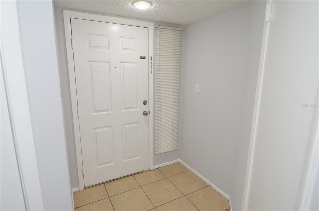 8647 MALLARD RESERVE DRIVE UNIT 104, TAMPA, FL — photo 5 of 30