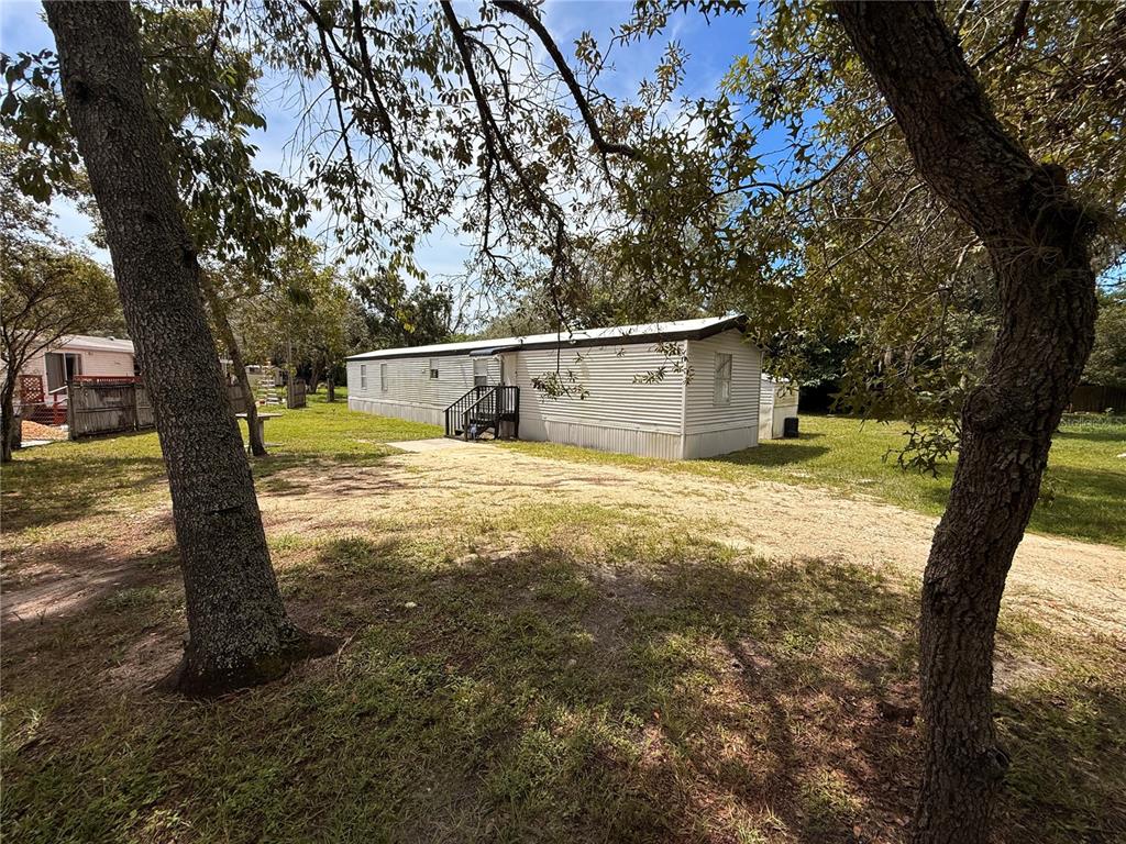 3303 PARLOW AVENUE, SPRING HILL, FL — photo 2 of 18