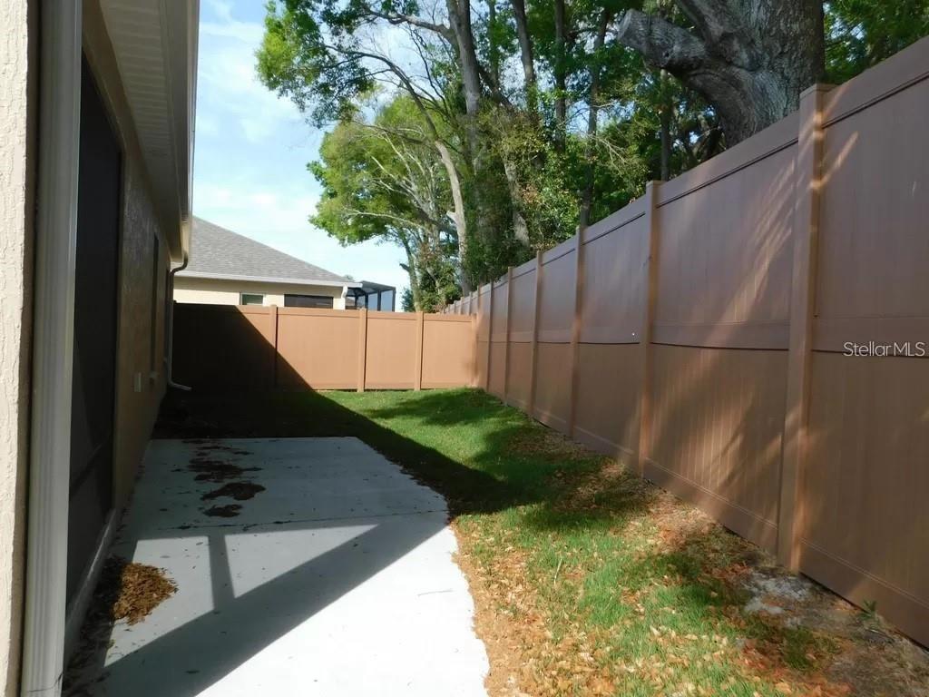 2461 NELLIE ROAD, THE VILLAGES, FL — photo 4 of 17