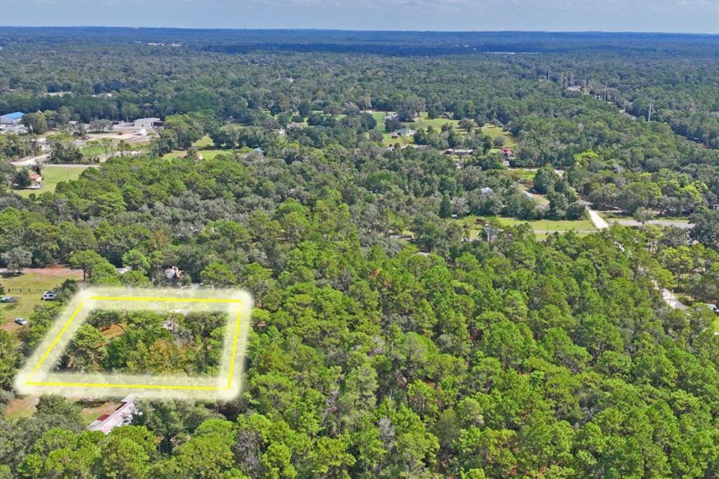 15270 MILTON AVENUE, BROOKSVILLE, FL — photo 5 of 27