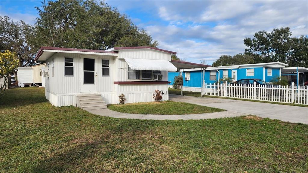 196 SUNSET DRIVE