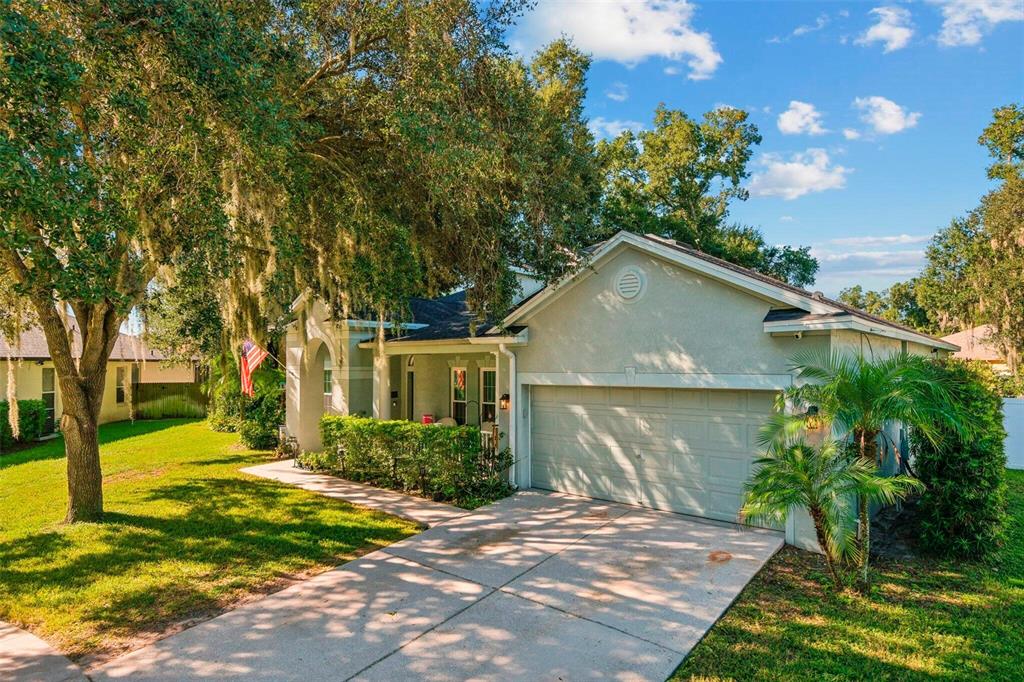 1535 ROLLING MEADOW DRIVE, VALRICO, FL — photo 2 of 30