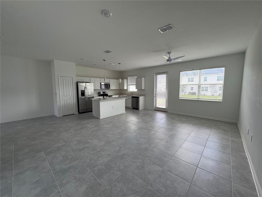 281 BOGEY DRIVE, DAVENPORT, FL — photo 4 of 21