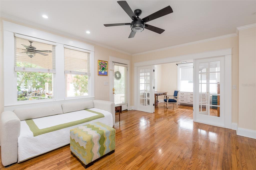 2912 W NEPTUNE STREET, TAMPA, FL — photo 4 of 28