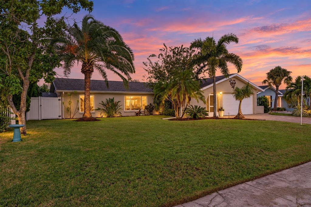 6510 SOLITAIRE PALM WAY, APOLLO BEACH, FL — photo 3 of 30