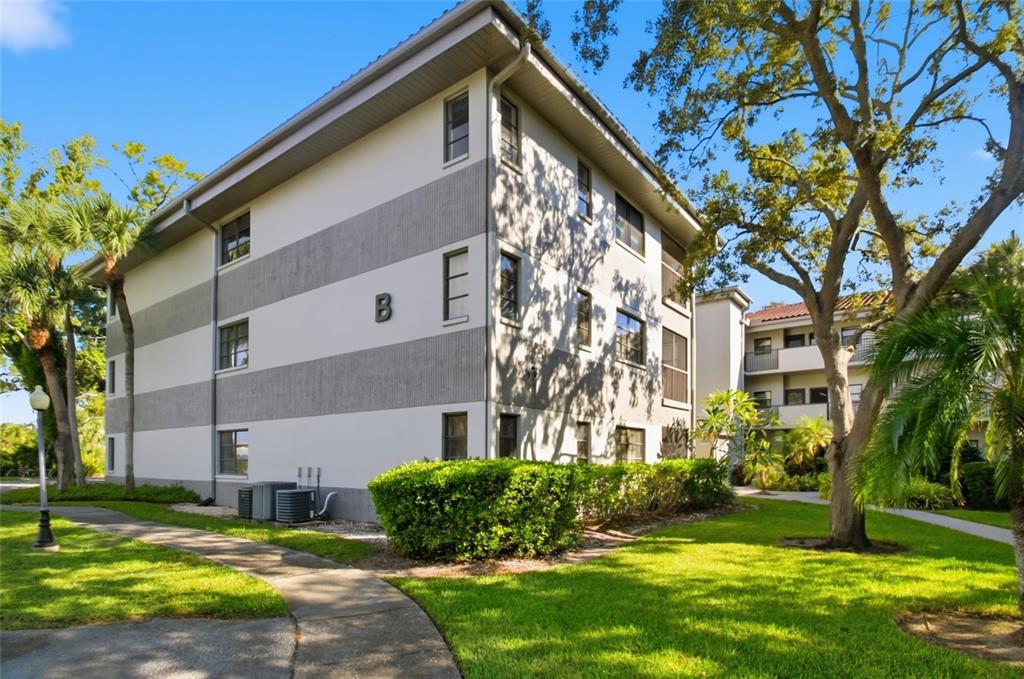 2650 COUNTRYSIDE BOULEVARD UNIT B105, CLEARWATER, FL — photo 2 of 21