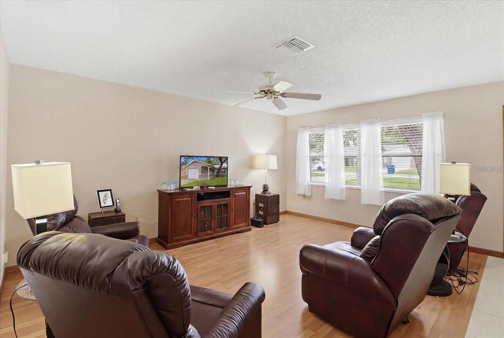 1289-1291 MARKHAM AVENUE, SPRING HILL, FL — photo 4 of 14