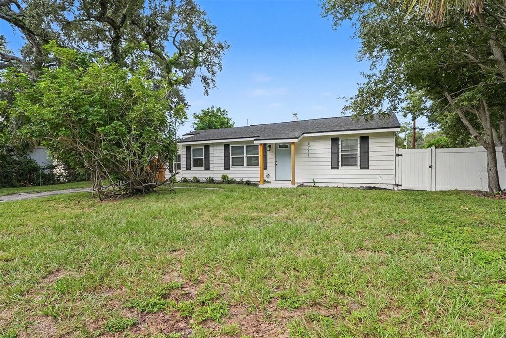 6711 S GABRIELLE STREET, TAMPA, FL — photo 3 of 30
