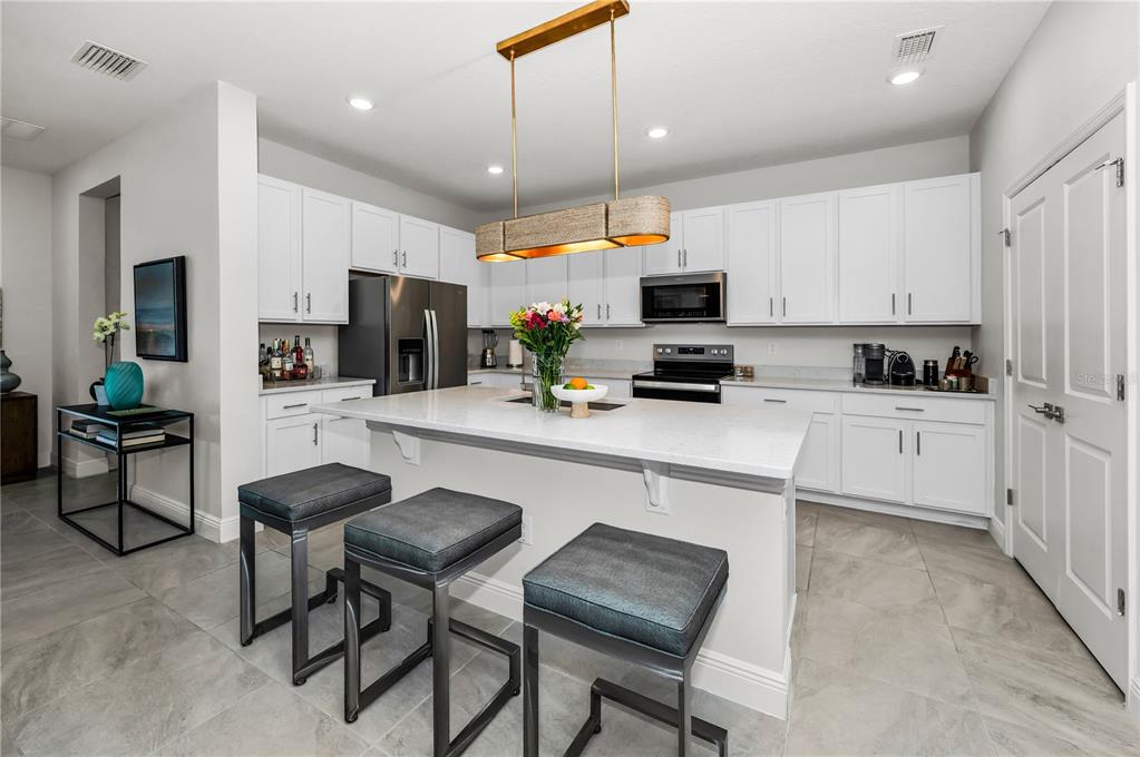 12485 ACHASTA BOULEVARD, HUDSON, FL — photo 3 of 30