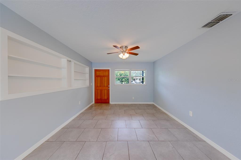1309 MARY L ROAD, CLEARWATER, FL — photo 4 of 38
