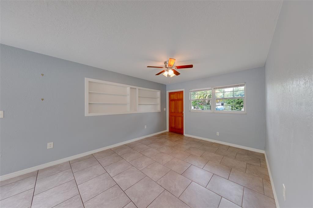 1309 MARY L ROAD, CLEARWATER, FL — photo 5 of 38