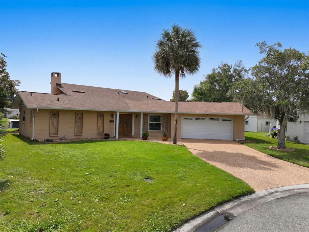 1627 CANAL COURT, TAVARES, FL — photo 3 of 30