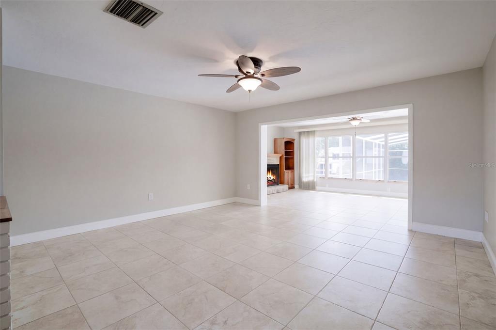 1627 CANAL COURT, TAVARES, FL — photo 4 of 30
