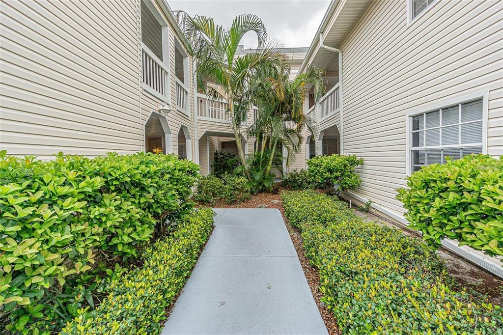 6907 STONES THROW CIRCLE N UNIT 2203, ST PETERSBURG, FL — photo 2 of 30