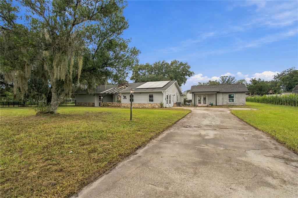 2210 EDGAR COURT, OVIEDO, FL — photo 2 of 28