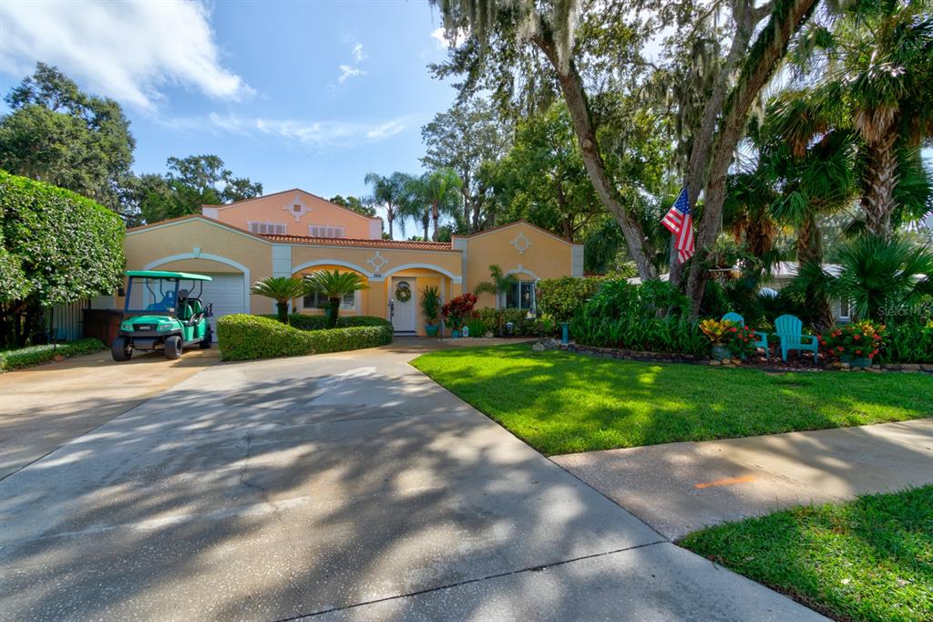 1413 LIVE OAK STREET