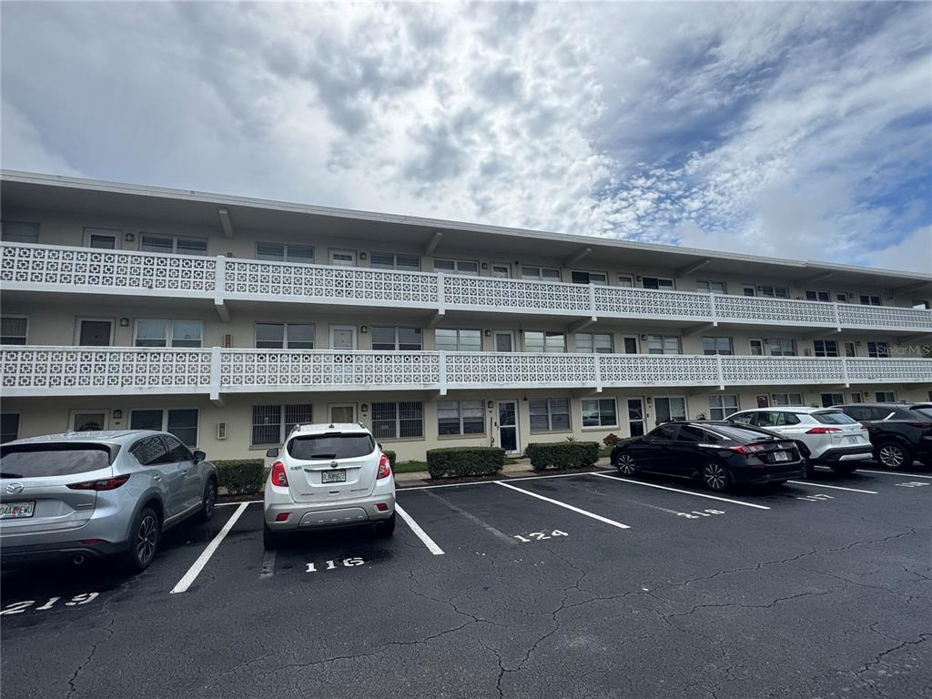 8101 11TH STREET N UNIT 217