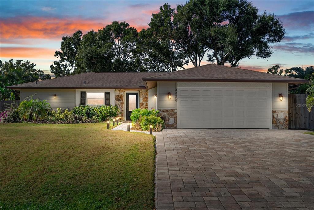4428 MEADOW CREEK CIRCLE