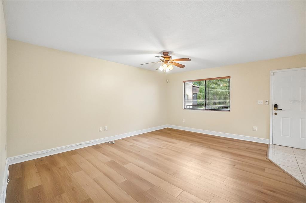11722 RAINTREE LAKE LANE UNIT D, TEMPLE TERRACE, FL — photo 3 of 30
