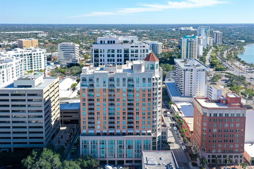 1350 MAIN STREET UNIT 1208, SARASOTA, FL — photo 2 of 30