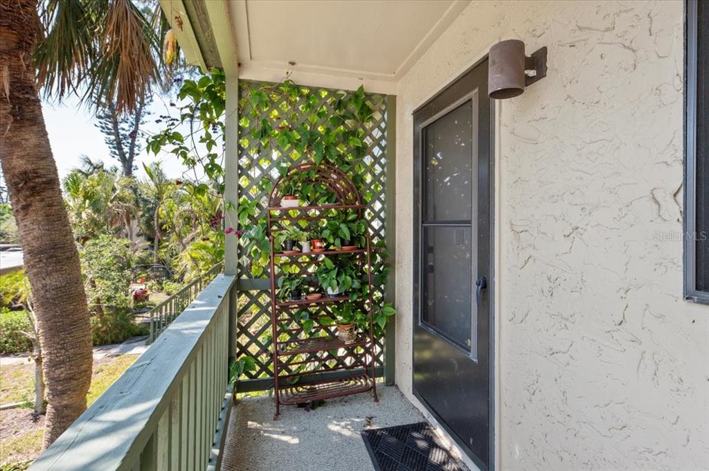 1519 PELICAN POINT DRIVE UNIT 288, SARASOTA, FL — photo 3 of 30