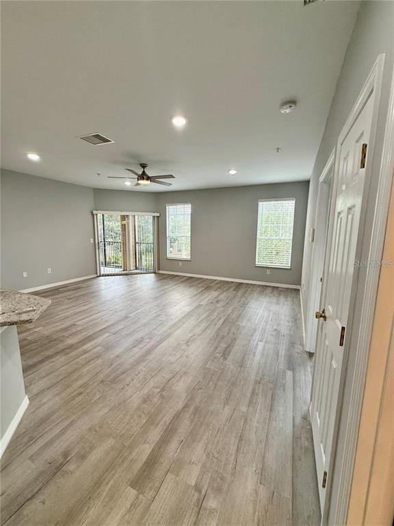 1995 ERVING CIRCLE UNIT 302, OCOEE, FL — photo 2 of 18