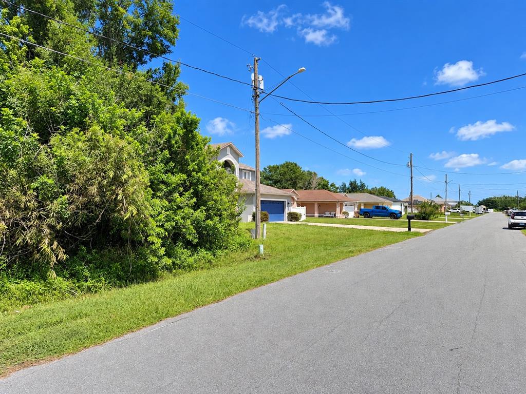 1005 CANNES DRIVE, KISSIMMEE, FL — photo 2 of 4