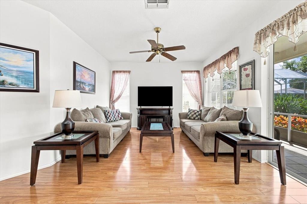 4002 2ND DR NE, BRADENTON, FL — photo 4 of 30