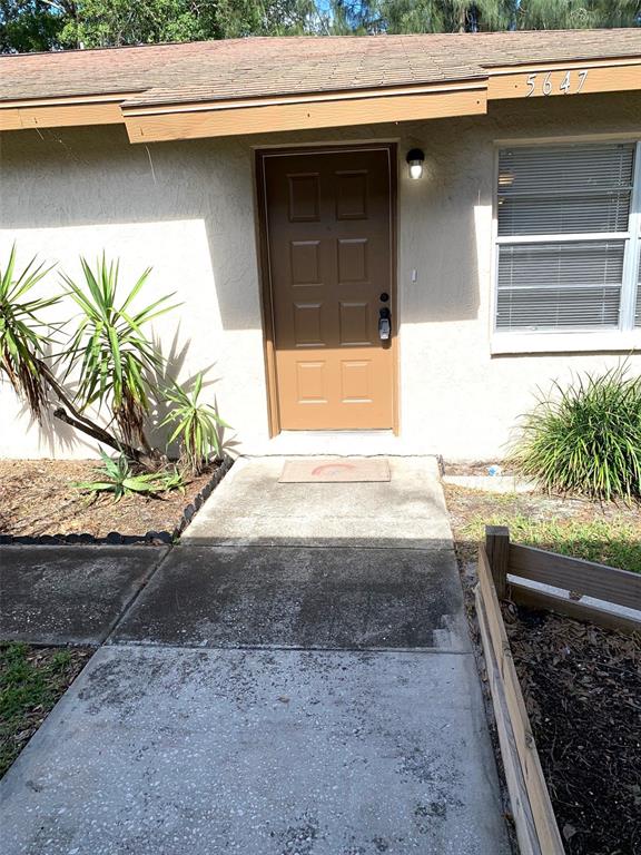 5647 59TH WAY N, ST PETERSBURG, FL — photo 3 of 23