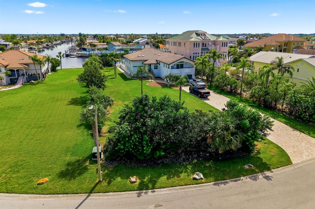 WESTSHORE DRIVE, NEW PORT RICHEY, FL — photo 3 of 23