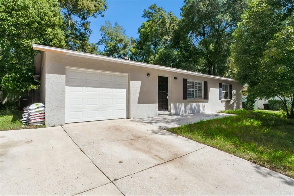 241 LOCH LOW DRIVE, SANFORD, FL — photo 3 of 20