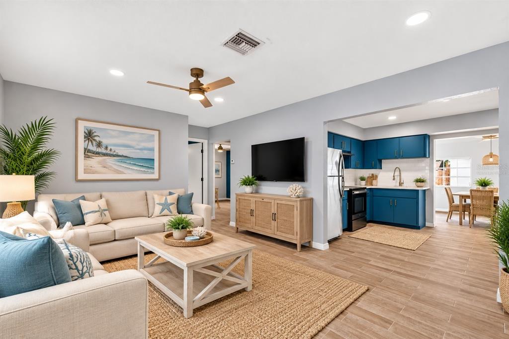 1072 OLYMPIA ROAD, VENICE, FL — photo 2 of 21
