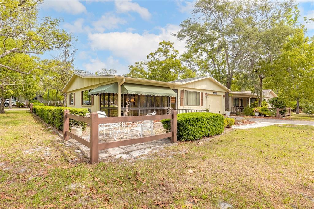 104 MAGNOLIA LOOP