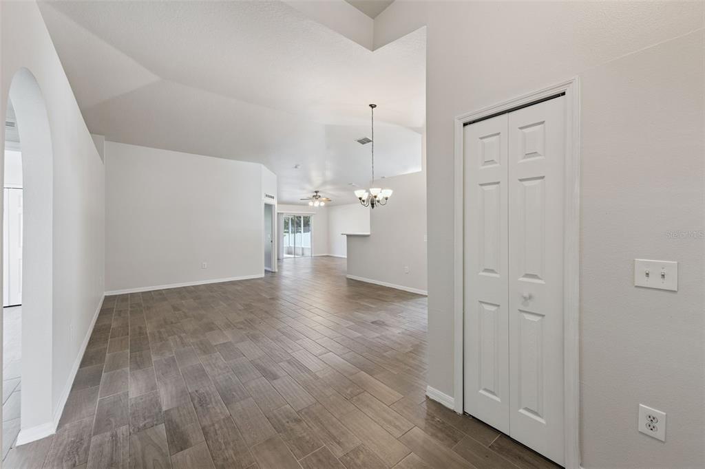 1906 CORNER GLEN DRIVE, ORLANDO, FL — photo 3 of 28