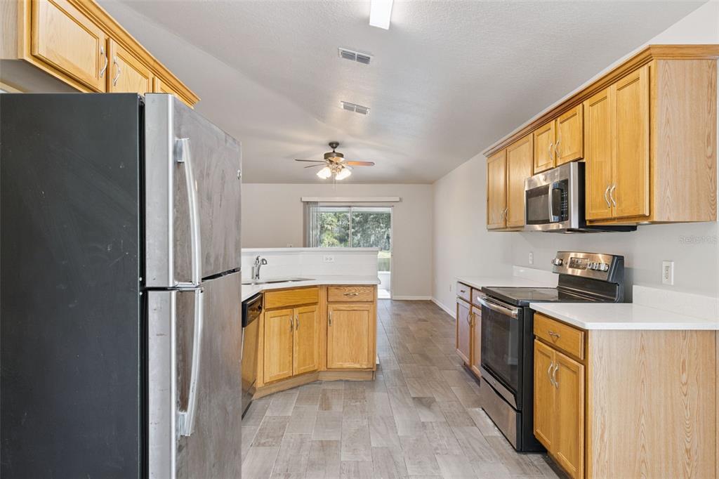1906 CORNER GLEN DRIVE, ORLANDO, FL — photo 5 of 28