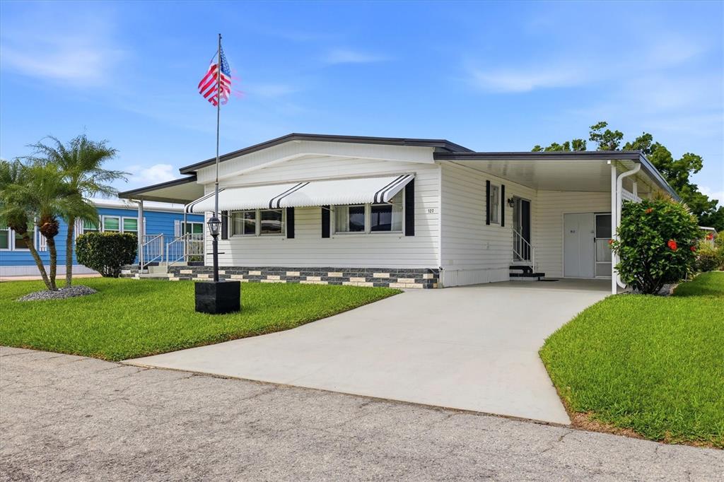 6710 36TH AVENUE E UNIT 127
