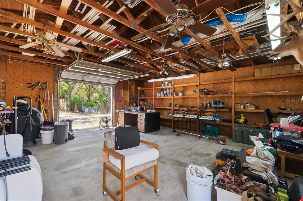 8743 OSTROM WAY, WEEKI WACHEE, FL — photo 5 of 99