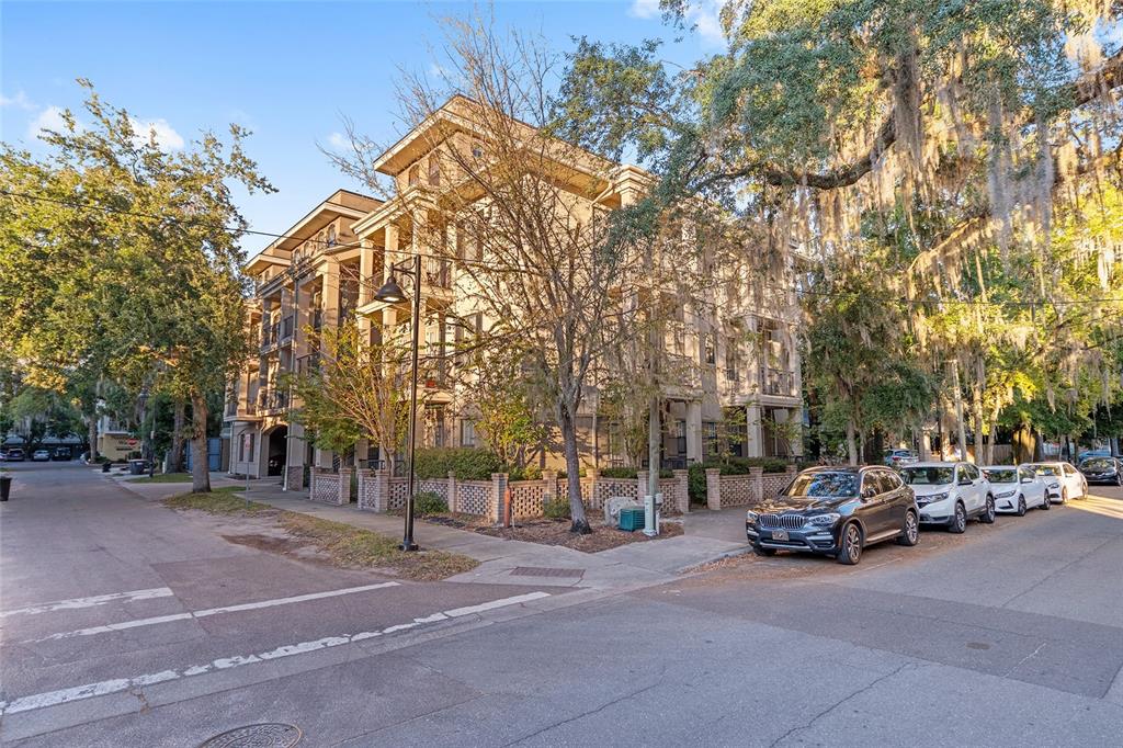 1418 NW 3RD AVENUE UNIT 303