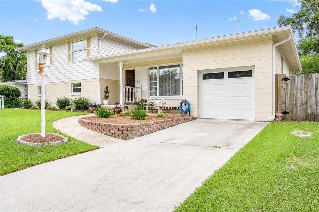 8622 SAINT PATRICK LANE