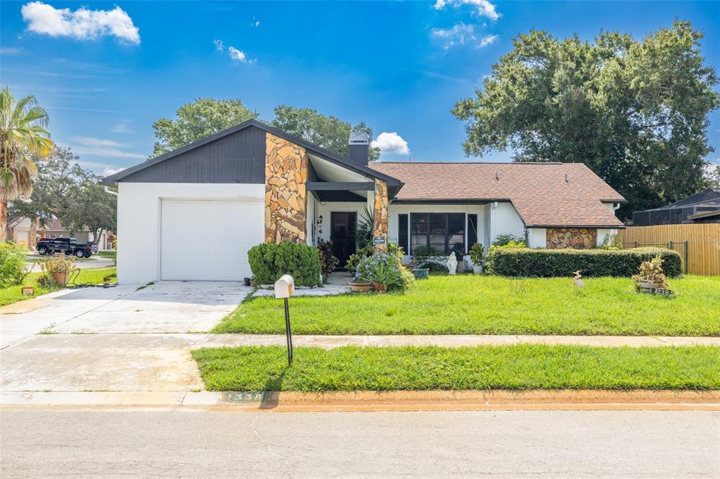 1338 GREENLEA DRIVE