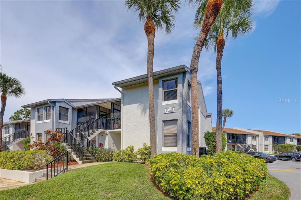 1952 LAUGHING GULL LANE UNIT 1426, CLEARWATER, FL — photo 2 of 30