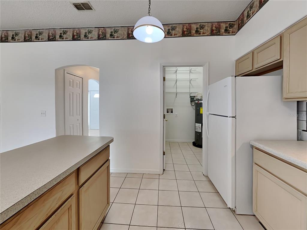 3233 KINGS RIDGE TERRACE, DELTONA, FL — photo 4 of 24
