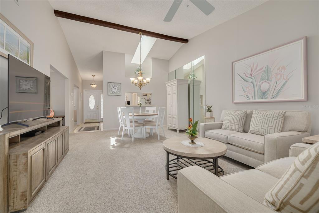 3185 CHARTER CLUB DRIVE UNIT B, TARPON SPRINGS, FL — photo 5 of 20