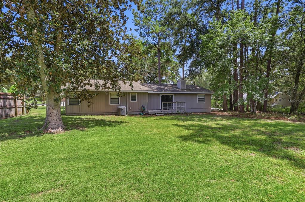 9520 NW 6TH PLACE, GAINESVILLE, FL — photo 4 of 30