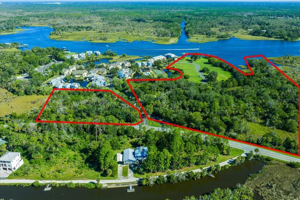 2825 N RIVERS EDGE BOULEVARD, CRYSTAL RIVER, FL — photo 2 of 23