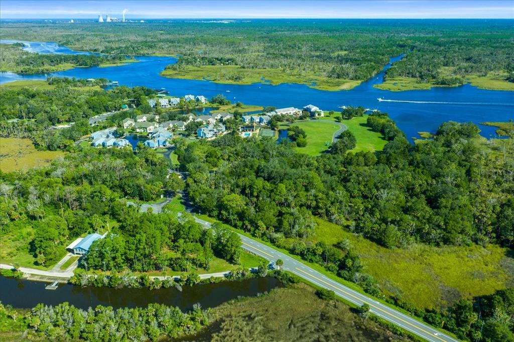 2825 N RIVERS EDGE BOULEVARD, CRYSTAL RIVER, FL — photo 5 of 23