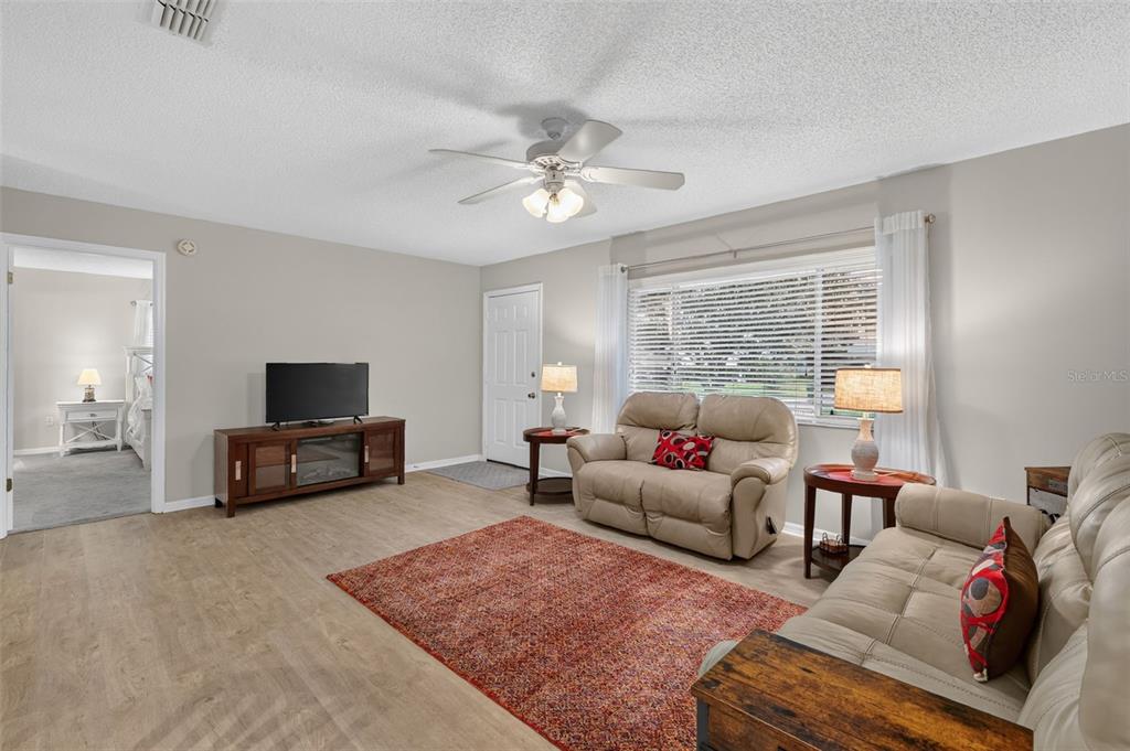 10255 SE 178TH PLACE, SUMMERFIELD, FL — photo 4 of 25